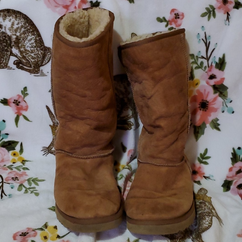 UGG || Tall Boots